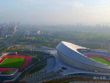 ?？谖逶春游幕w育中心