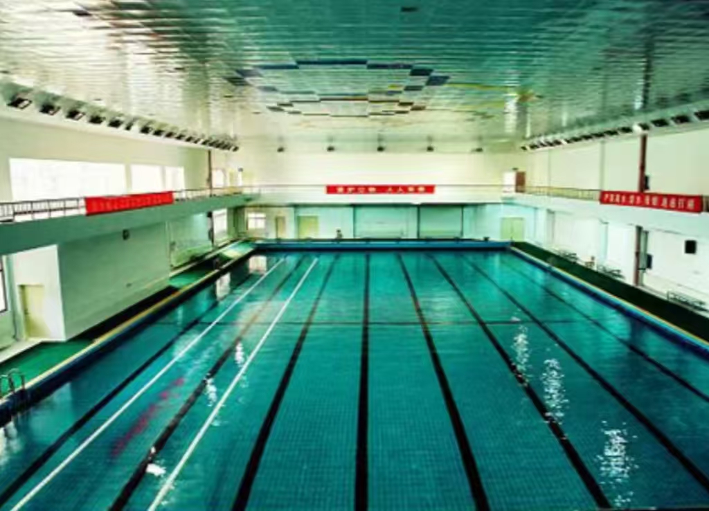 湖北武漢海軍工程大學游泳館